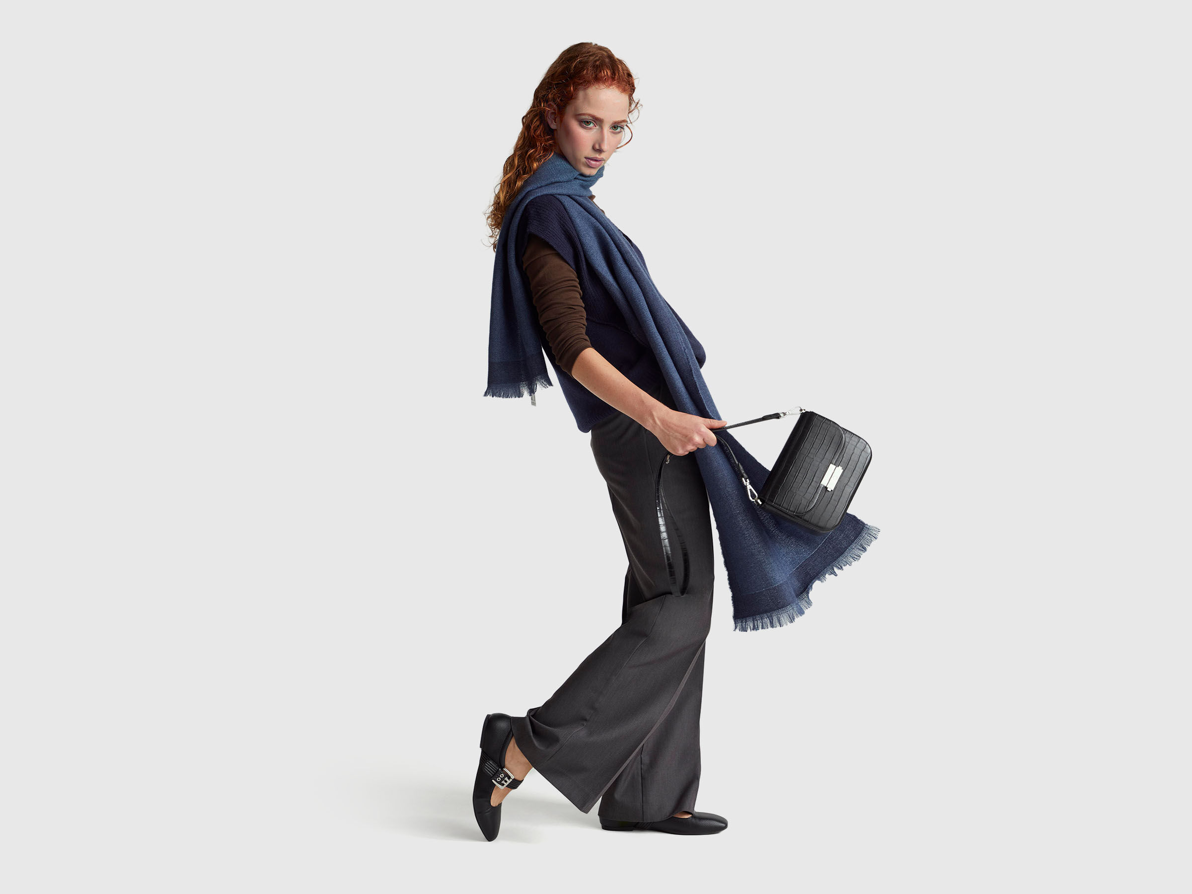 TROUSERS Women image number 3